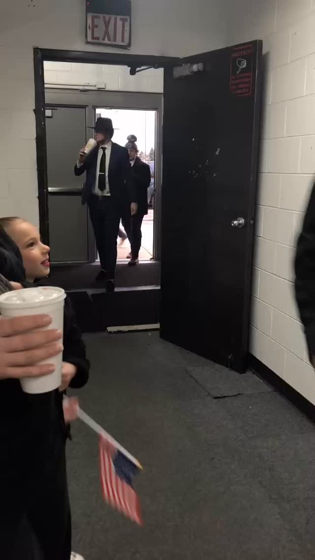#MetroJets defenseman Jesper Svadang - and his hat - heads to the locker room before a game on Feb. 15, 2020.

Bringing up the rear is Jets forward Danny Haack. 

#PlayerEntranceThursday #PlayLikeBray