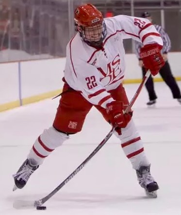 Kevin Shand played for the #MetroJets during the 2015-16 season, as well as parts of the 2013-14 and 2014-15 seasons before NAHL and USHL call-ups.
The Saline, Mich., native totaled 54 goals and 51 assists for 105 points in 56 games in a Jets uniform.
Shand then played four seasons at NCAA Division III Milwaukee School of Engineering, posting seven goals and 11 assists for 18 points in 52 games.
Nowadays, Shand is director of player development with the Chicago-based Windy City Storm AAA organization, also coaches in the program, and is assistant general manager of the USHL’s Tri-City Storm.
#MetroMovingOnMonday #CollegeReady #OnceAJetAlwaysAJet ✈️ PlayLikeBray