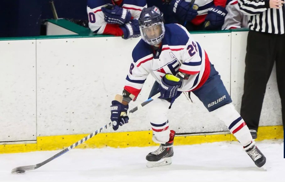 Jhuwon Davis played with the #MetroJets from 2017-19, racking up 33 goals and 58 assists for 91 points in 82 games, adding another nine points in 16 postseason games.

His biggest postseason point? Scoring the overtime game-winning goal to give the Jets the 2018 #MV3 national championship!

From 2019-24, the Southgate, Mich., native played 111 games for NCAA Division III New England College, going for 14 goals and 31 assists for 45 points.

Davis has since spent time playing pro hockey in the FPHL.

#MetroMovingOnMonday #OnceAJetAlwaysAJet ✈️ #PlayLikeBray