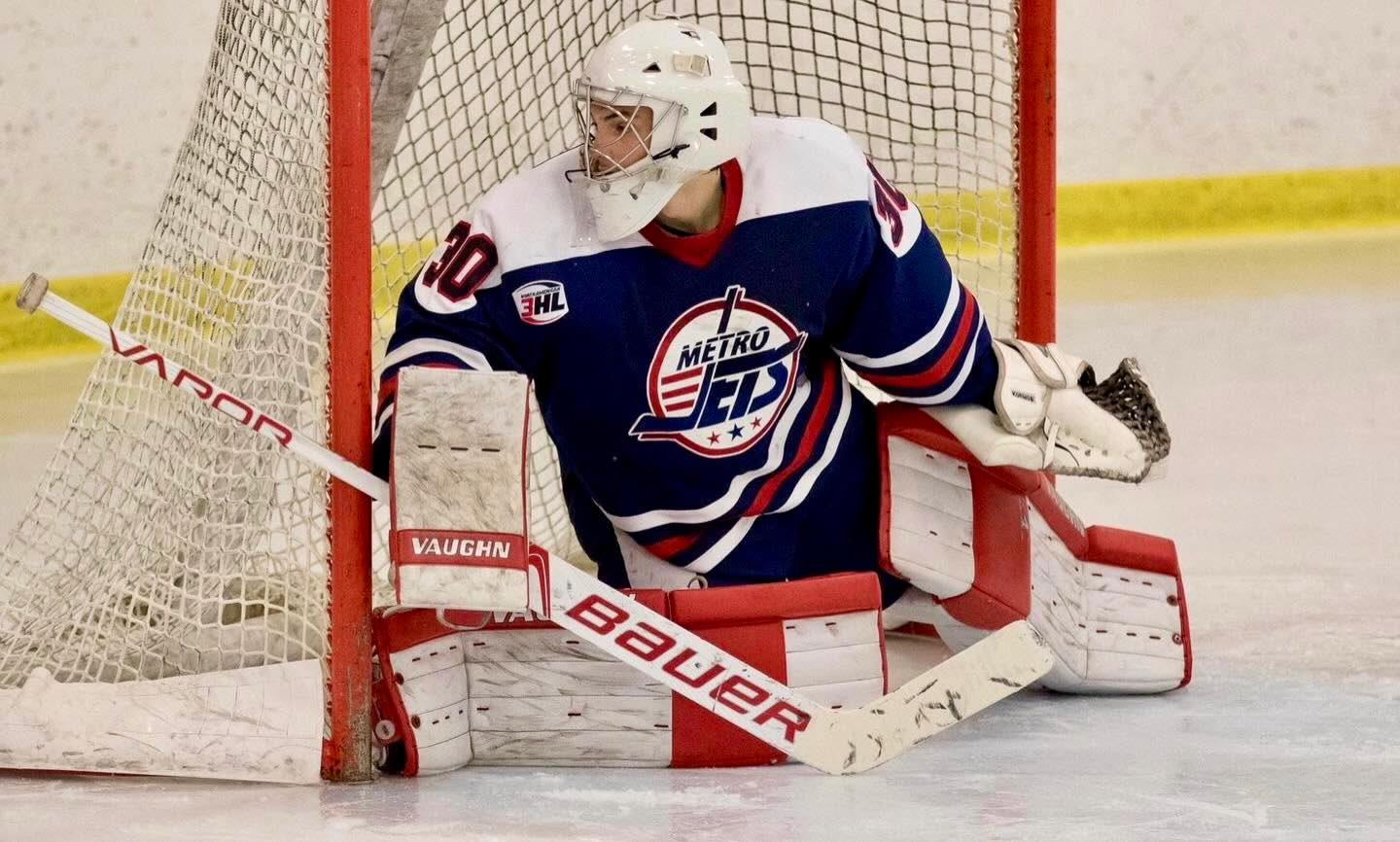 The #MetroJetsMaskedMen have excelled in the crease over the years! 

Andrew Kormos (2016-18) was a member and the goalie in net when the Jets won their 4th National Championship in 2018. Kormos then went on to play 4 years and 40+ games of NCAA hockey for @nec.hockey. He then capped his career off with a stint in the @echlhockey for the Norfolk Admirals. 

#TendySaturday #PlayLikeBray