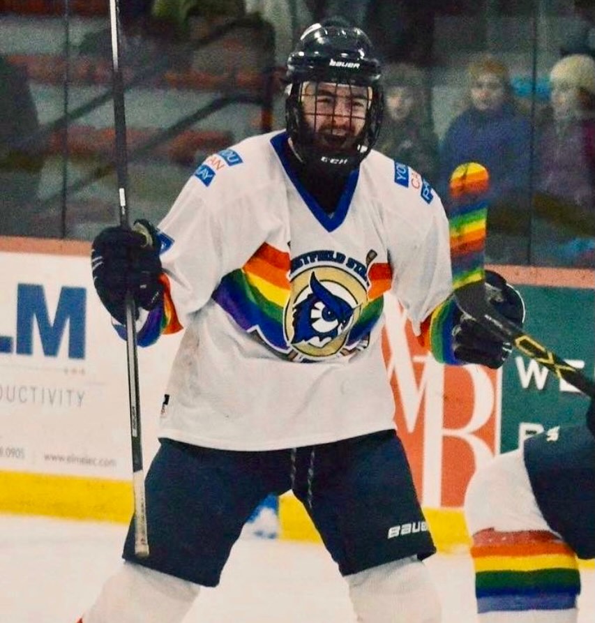 Pearce Vance played for the #MetroJets from 2014-16, racking up better than a point per game with 34 goals and 57 assists for 91 points in 88 regular-season games.
The Berkley, Mich., native added six goals and six assists for 12 points in 17 postseason games.
From 2016-20, Vance amassed 30 points on 15 goals and 15 assists in 80 games for NCAA Division III Westfield State.
#MetroMovingOnMonday #OnceAJetAlwaysAJet ✈️ #PlayLikeBray