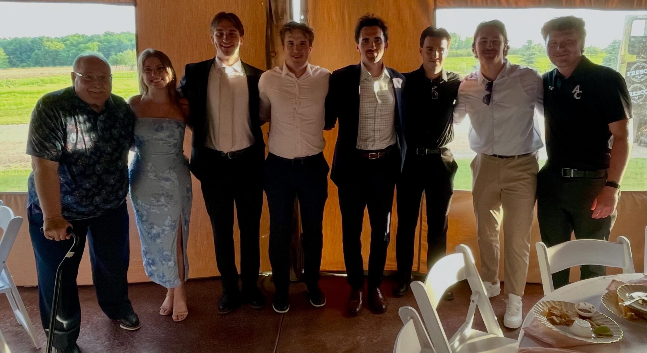 💍 FAMILY WEDDING 💍
Several former #MetroJets are at Dakota Kott’s wedding tonight!
From left, Randy Wilson, Sara Vasseur, Devon Mastay, Freddy Soderberg, Josh German, Alex Schaumburger, Jadon Barron and Dylan Eliason. What a group!
#OnceAJetAlwaysAJet ✈️ #PlayLikeBray