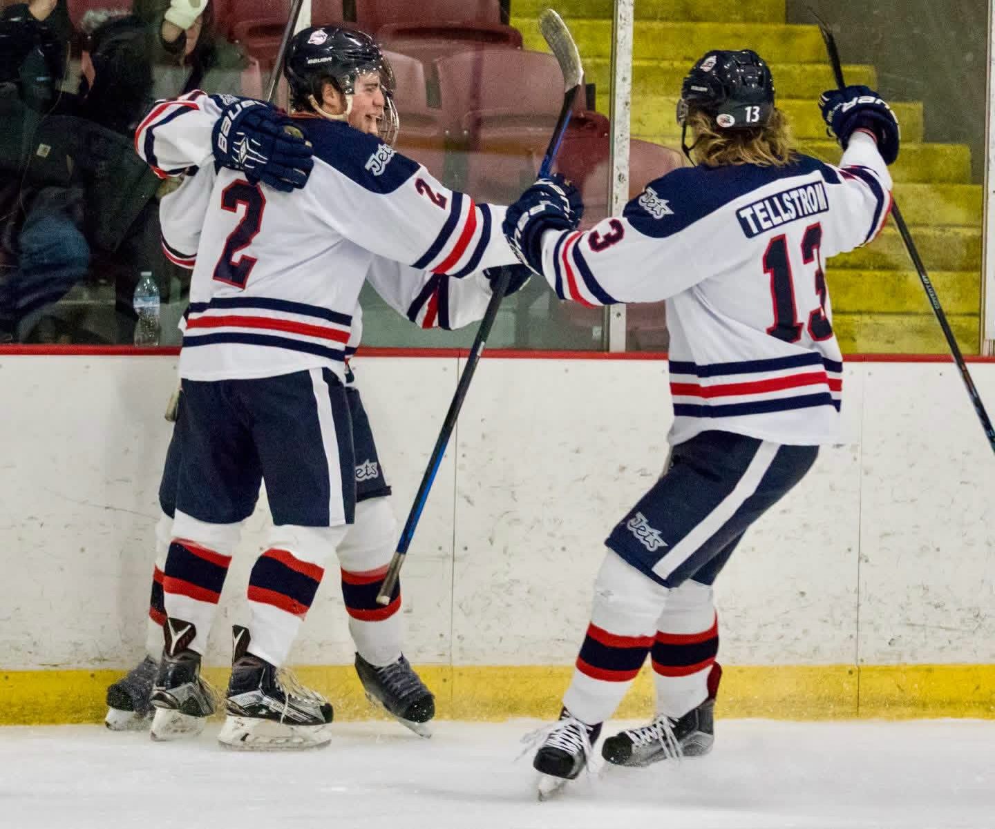 #MetroJets players celebrate a goal during the team’s home-ice win over the Wooster Oilers on December 3, 2016, on the way to a junior hockey record 47-0-0 regular season.
#CellySunday #PlayLikeBray