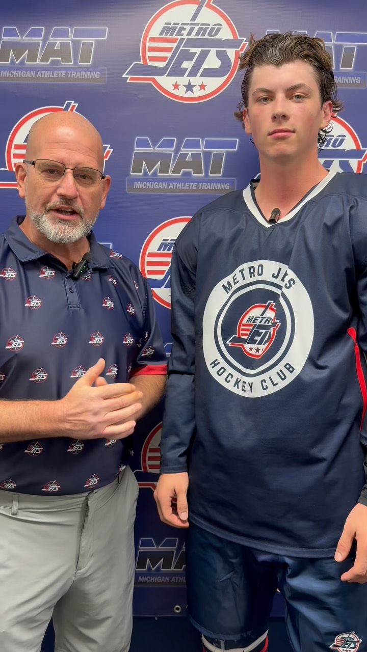 Matt Prieur catches up with returning forward AJ Zaccagni to get his thoughts halfway through Day 2 of training camp and heading into his final season of junior hockey!🔥🏒

#hockey #juniorhockey #metrojets #trainingcamp #playlikebray
