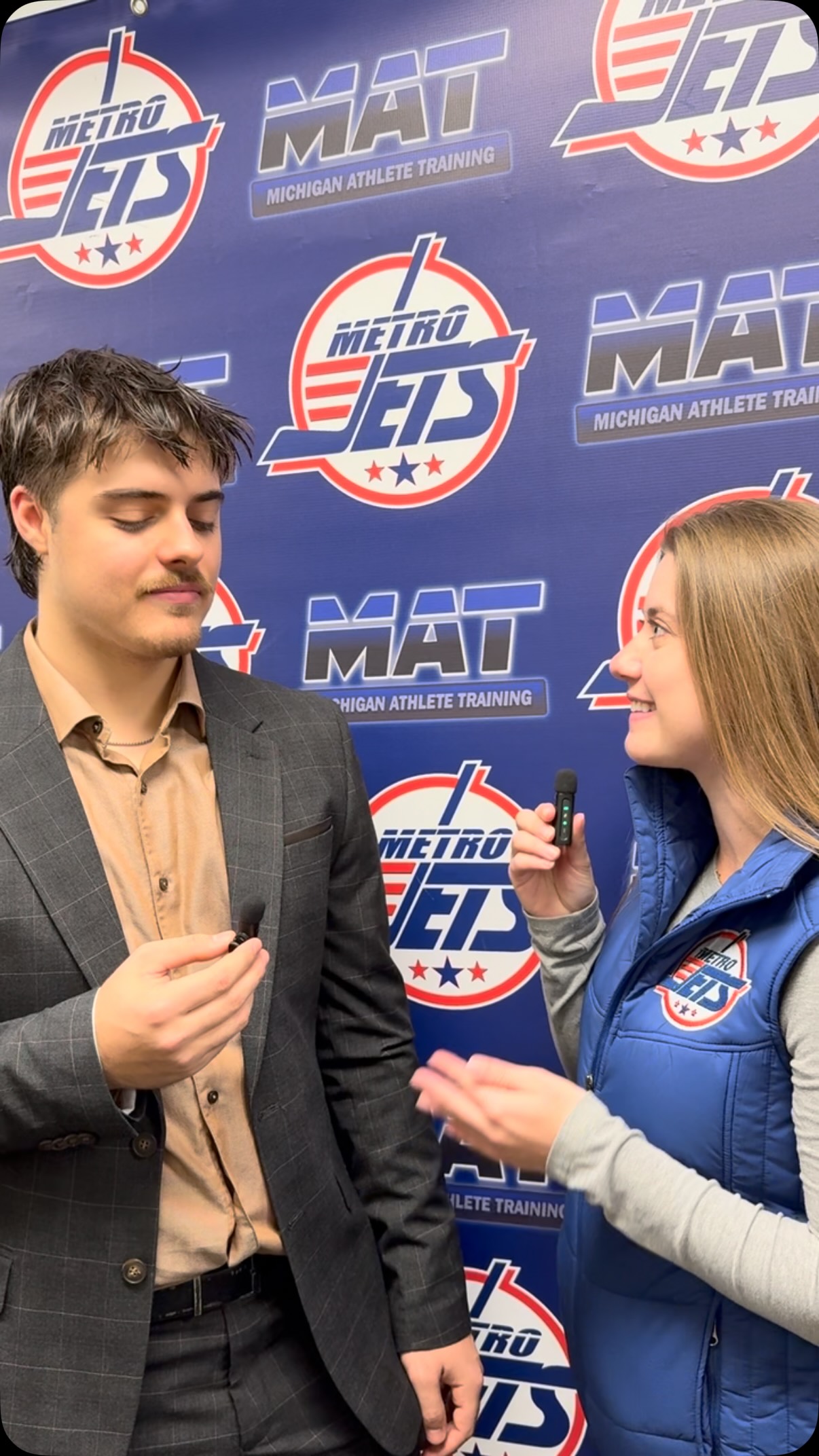POSTGAME WITH CLOVIS GAMELIN🎤
Clovis Gamelin talks after the first game of the season about his two-goal performance and what the Jets need to do heading into tomorrow’s game.
#playlikebray