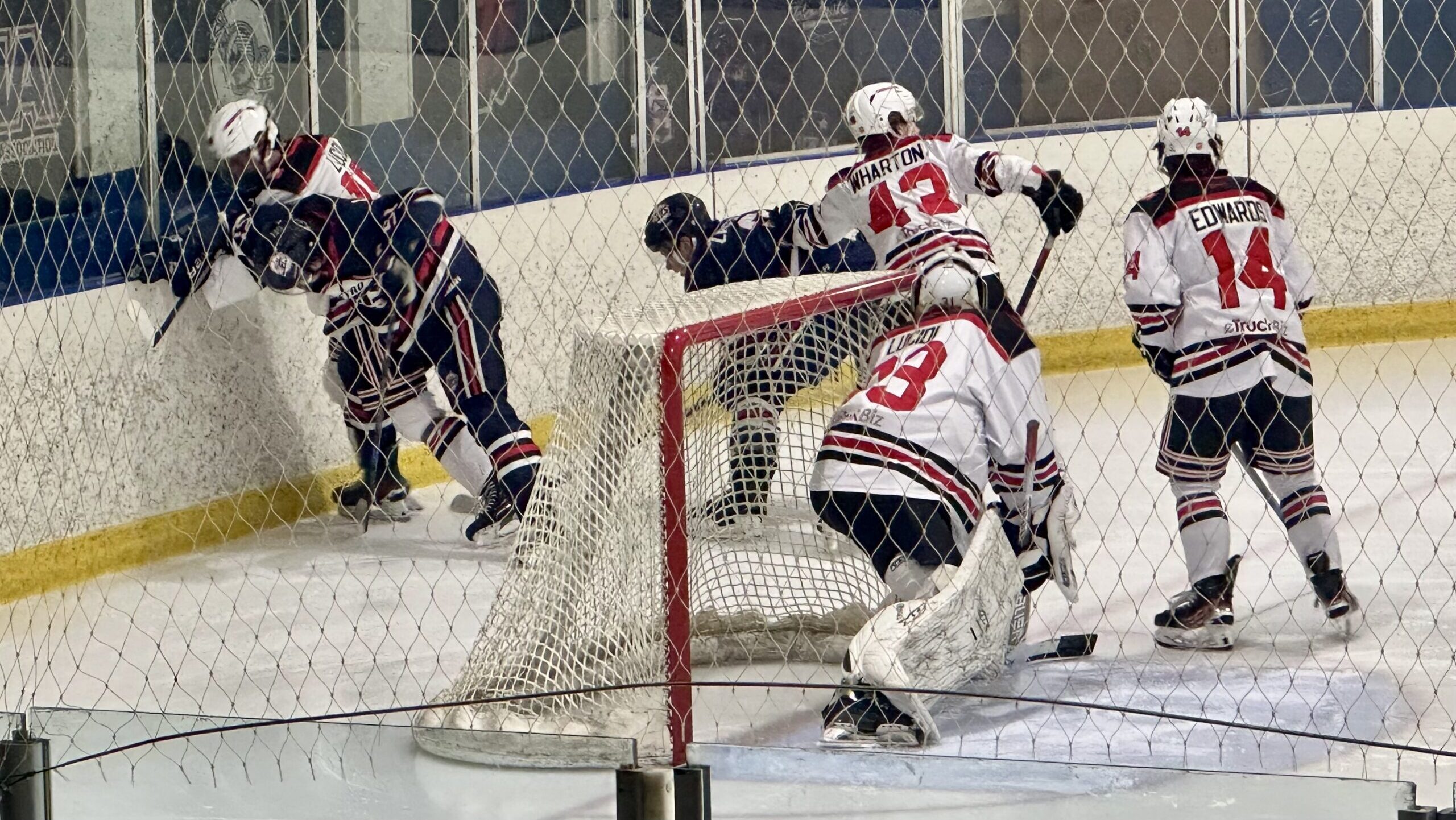 Jets dominate weekend with home win over Cincinnati, road win over Toledo