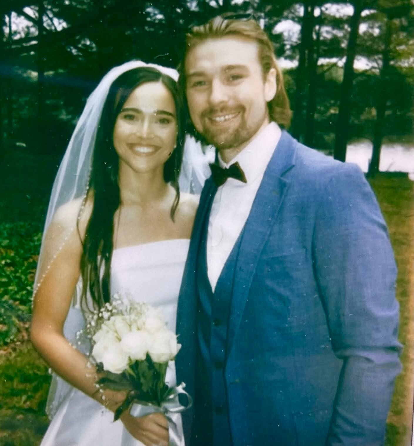 ❤️ WEDDED BLISS ❤️
Congrats to #MetroJets associate coach Danny Vanderwiel and his wife Rachel on tying the knot earlier this offseason!
All the best to the happy couple!
See you at the rink, Vandy!
#PlayLikeBray #OnceAJetAlwaysAJet ✈️