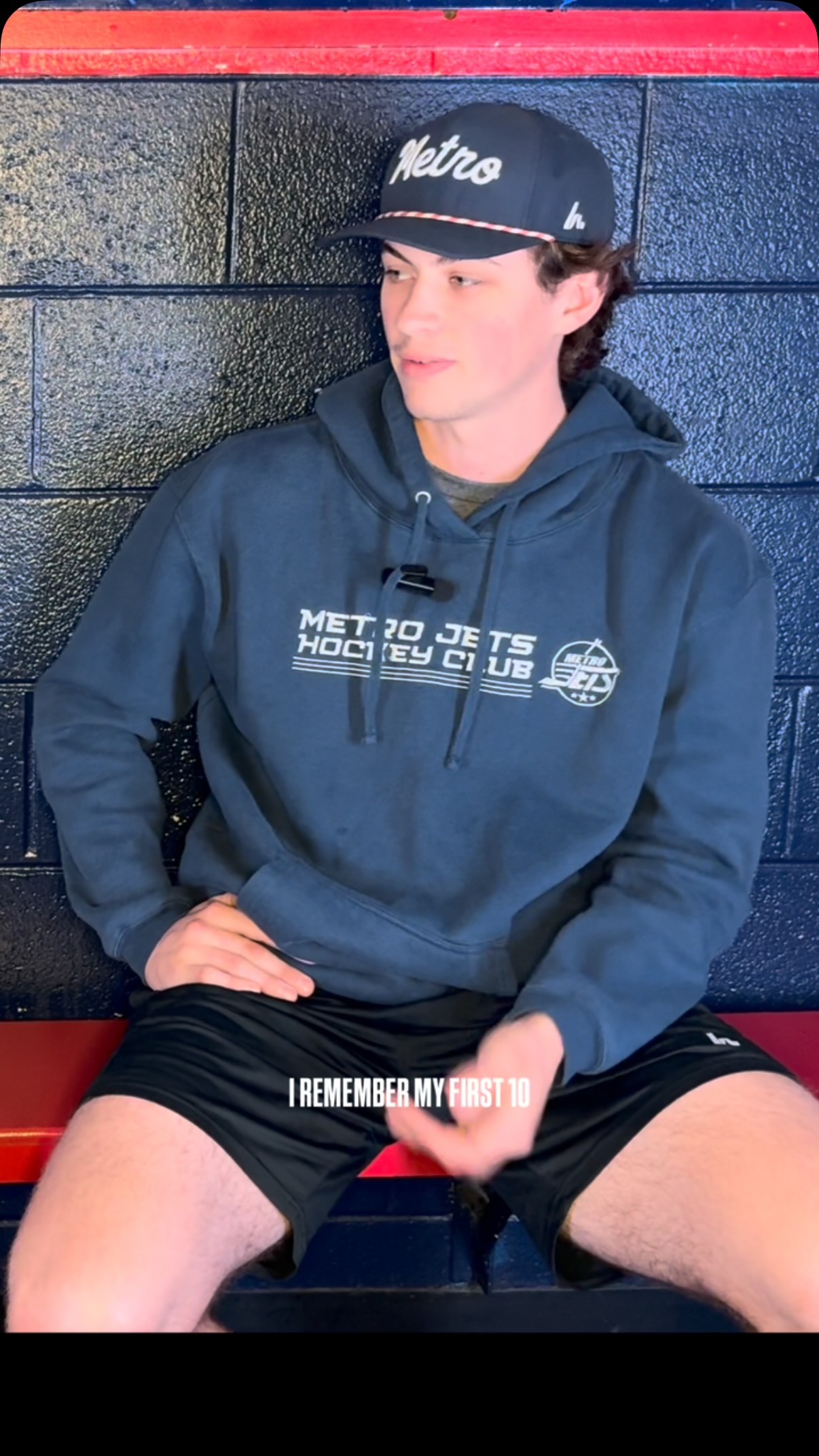 You always remember your first 🥅🚨
Watch AJ and Isaac talk about their first junior goals in Jets Talk Episode 4 now live on YouTube!
#metrojets #juniorhockey #usphl #jetstalk